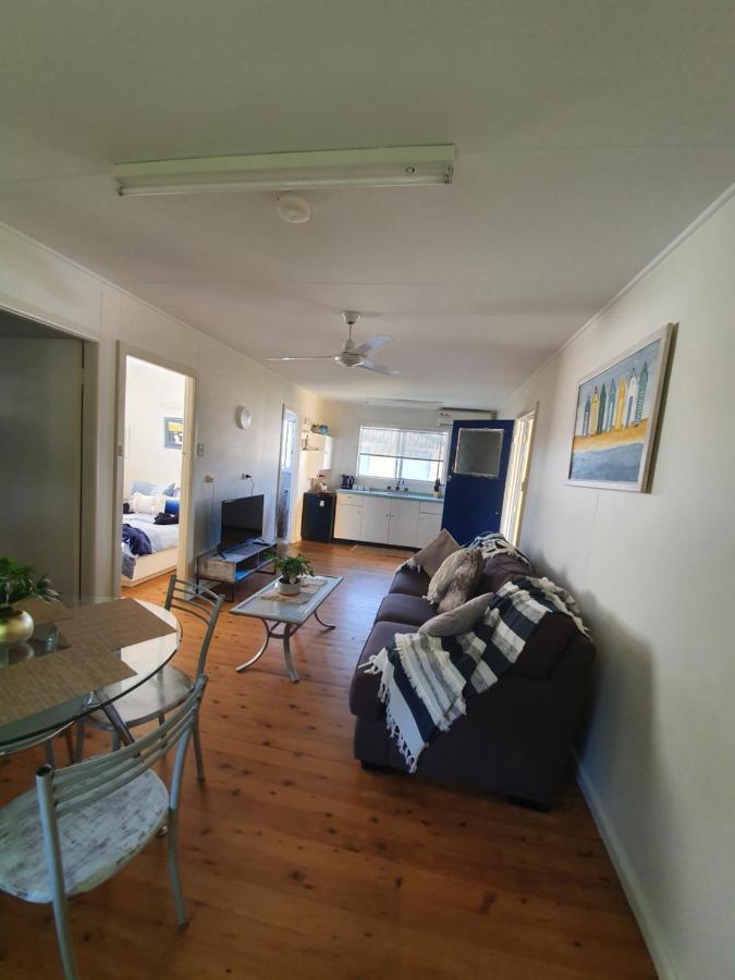Park Beach Cabins คอฟฟ์ฮาร์เบอร์ ภายนอก รูปภาพ