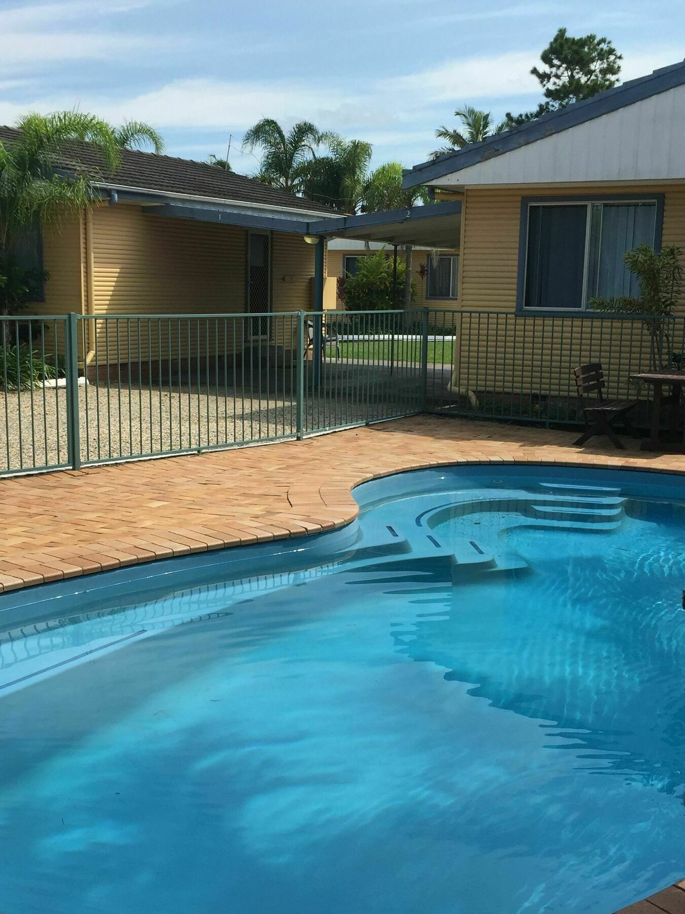 Park Beach Cabins คอฟฟ์ฮาร์เบอร์ ภายนอก รูปภาพ
